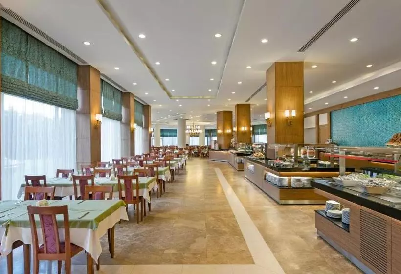 Отель özkaymak Select