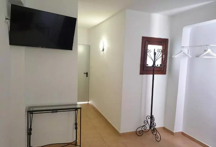 Micaela Charming Hostal