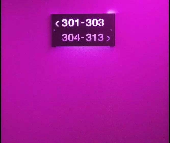 Urbany Hostel Bcn Go!