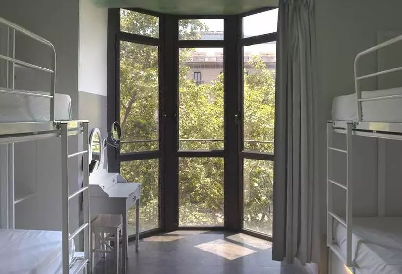 Urbany Hostel Bcn Go!