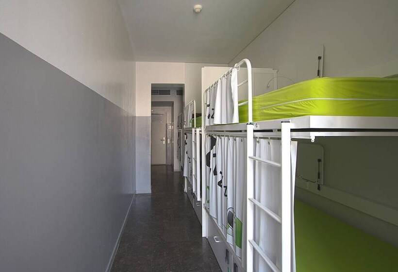 Urbany Hostel Bcn Go!