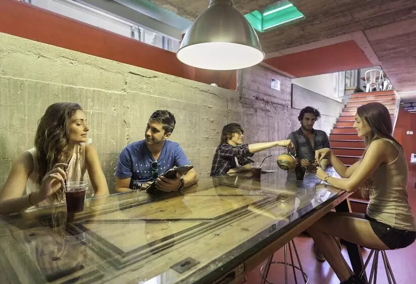 Urbany Hostel Bcn Go!