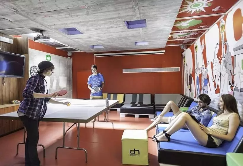 Urbany Hostel Bcn Go!