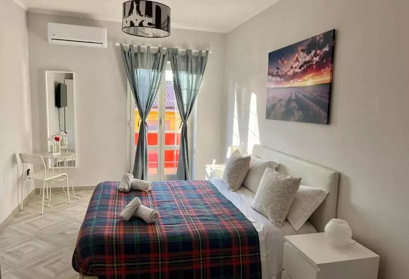 تختخواب و صبحانه Hangar Inn