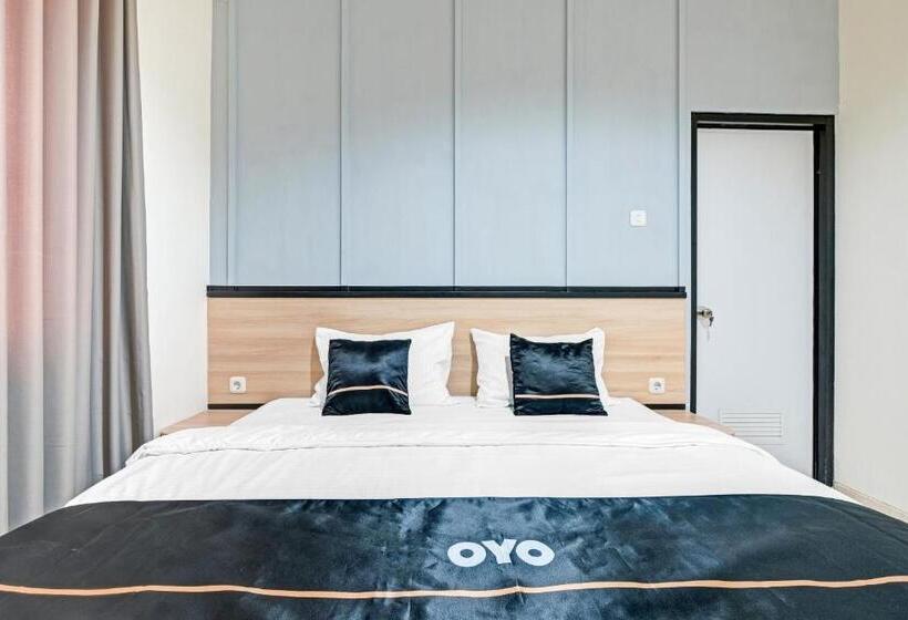 Hotel Collection O 90774 Homi Stay