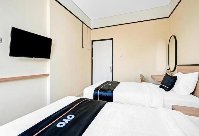 Hotel Collection O 90774 Homi Stay