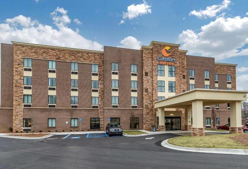 فندق Comfort Suites