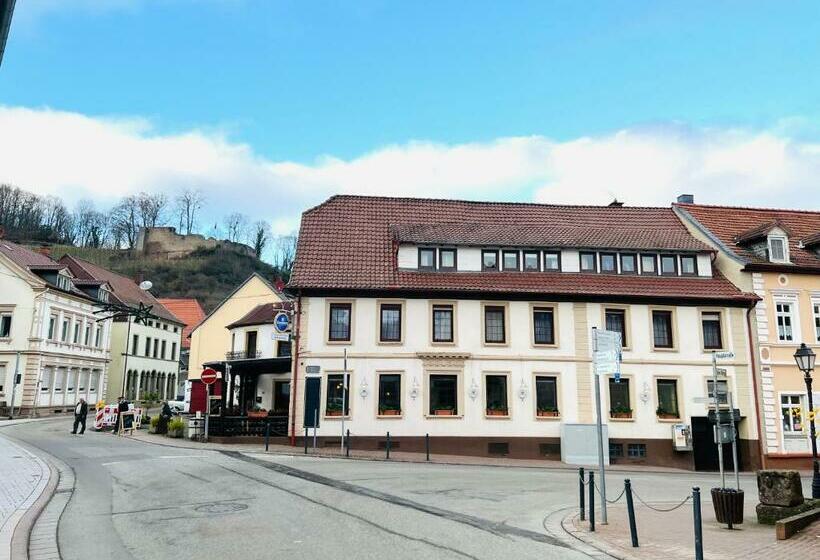 Hotel Maximo Am Königsberg