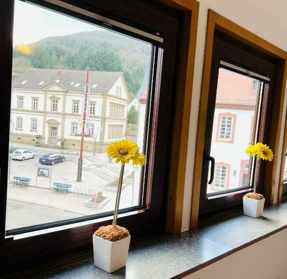 Hotel Maximo Am Königsberg