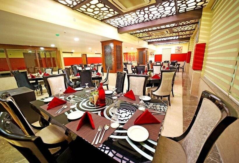 The Red Velvet Hotel Samarpan, Patna