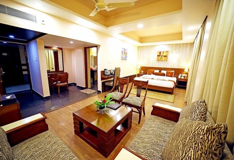 The Red Velvet Hotel Samarpan, Patna