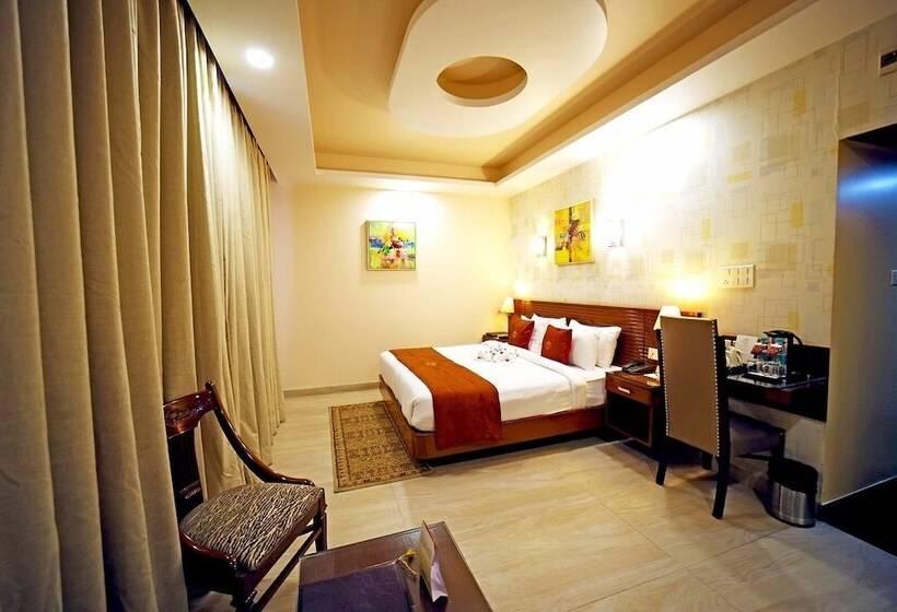 The Red Velvet Hotel Samarpan, Patna