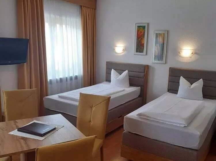 Landhaus Klausnerhof Hotel Garni