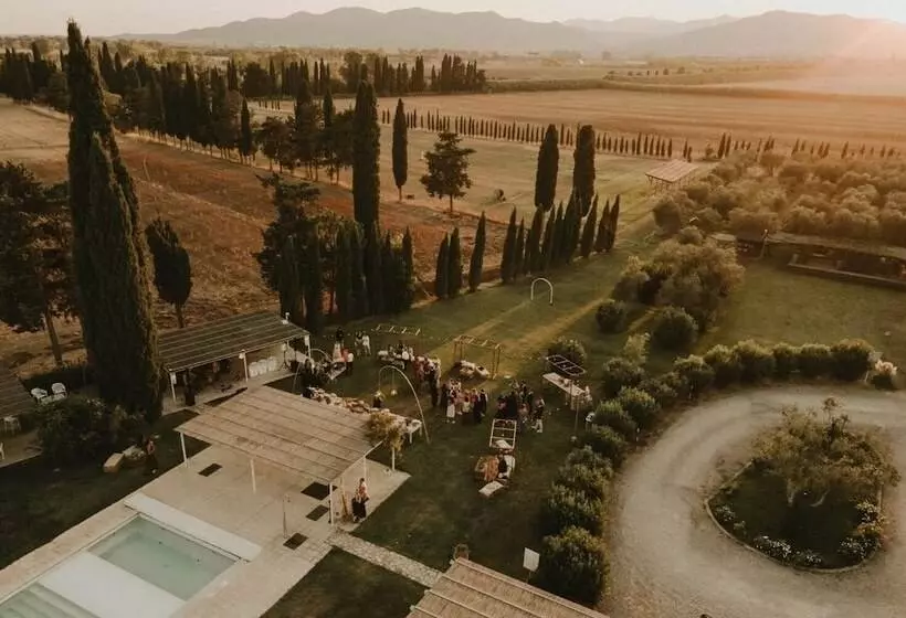 Guadalupe Tuscany Resort