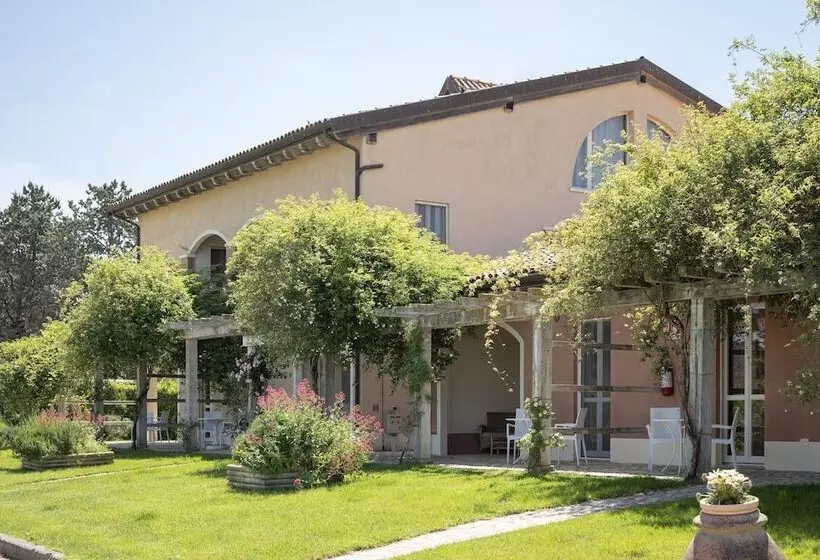 Guadalupe Tuscany Resort