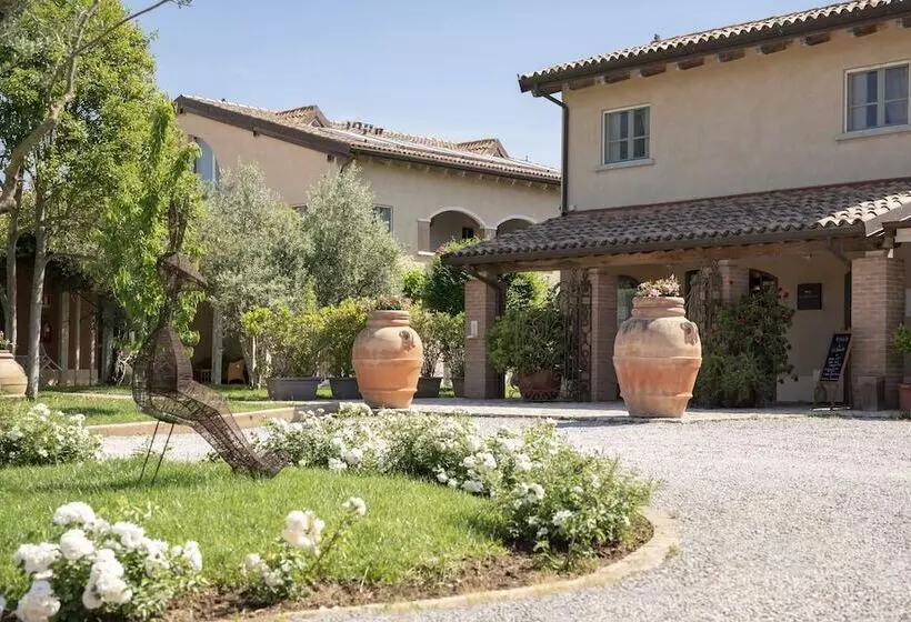 Guadalupe Tuscany Resort