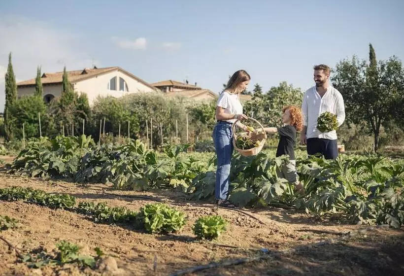 Guadalupe Tuscany Resort