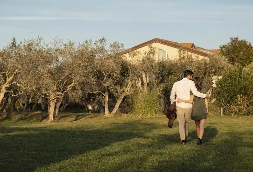 Guadalupe Tuscany Resort