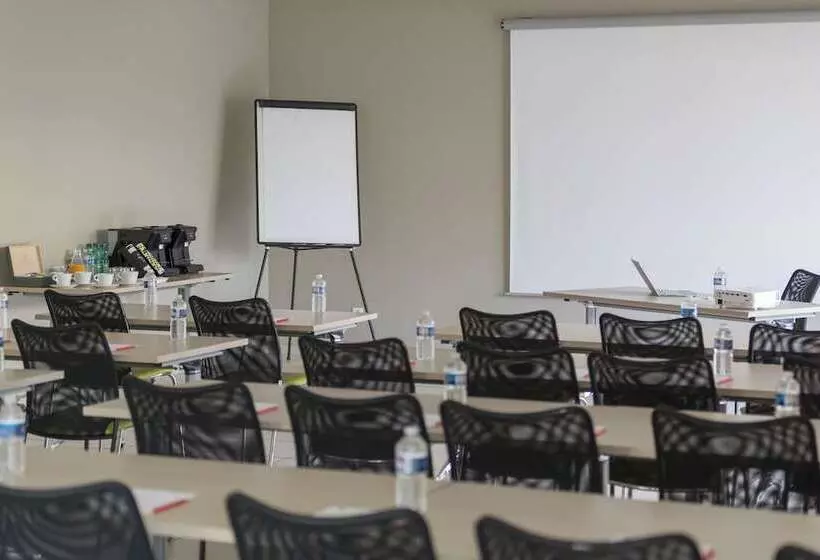 호텔 Appart Hôtel Q7 Lodge Lyon 7