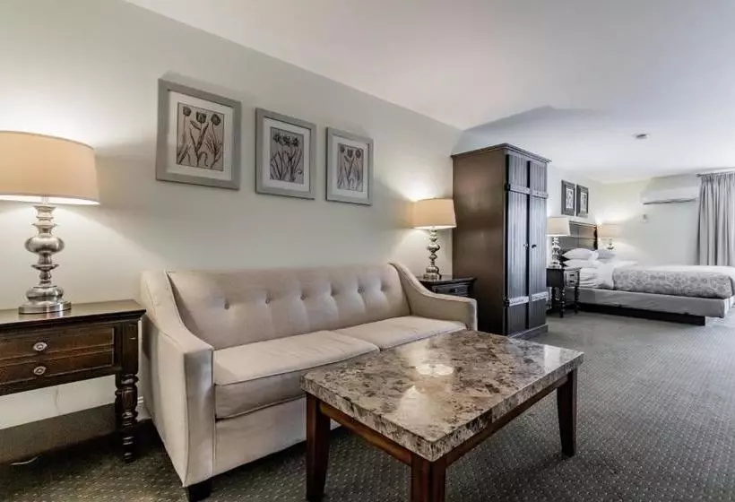 ホテル Beach Cove Waterfront Inn