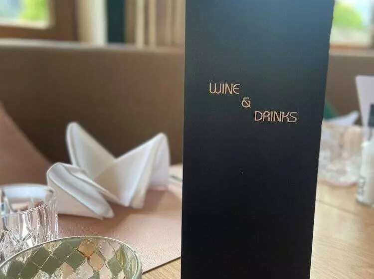 ホテル Garni Das Sonnalp