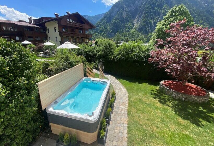 ホテル Garni Das Sonnalp