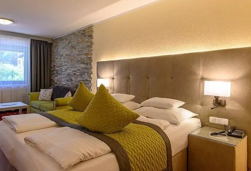 ホテル Garni Das Sonnalp