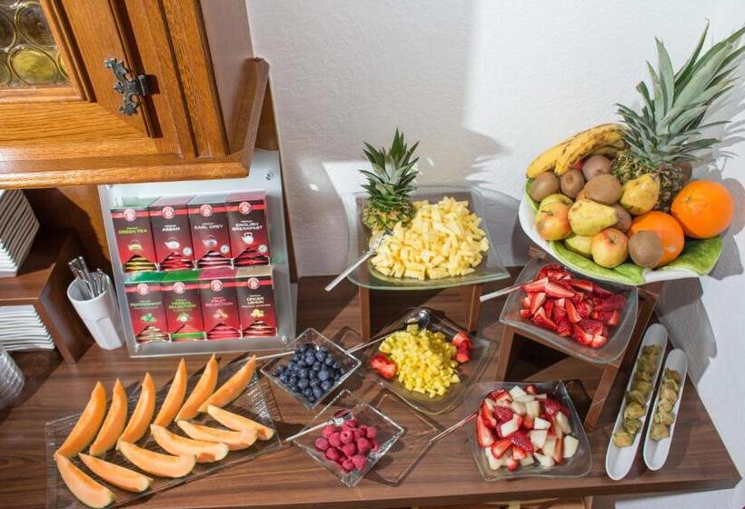 فندق Garni Landhaus Gitti