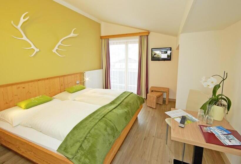 فندق Garni Landhaus Gitti