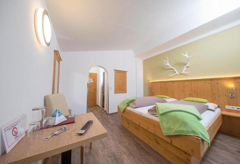 فندق Garni Landhaus Gitti