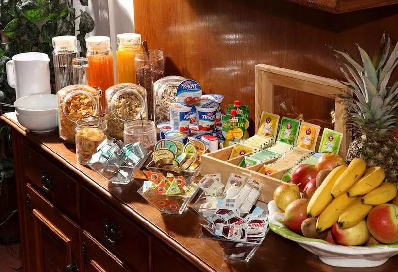 호텔 Garni Landhaus Gitti