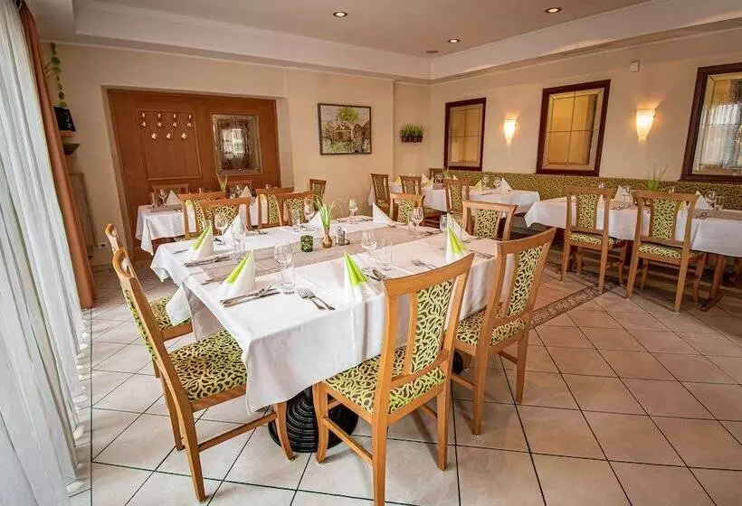 فندق Gasthof Pöchhacker