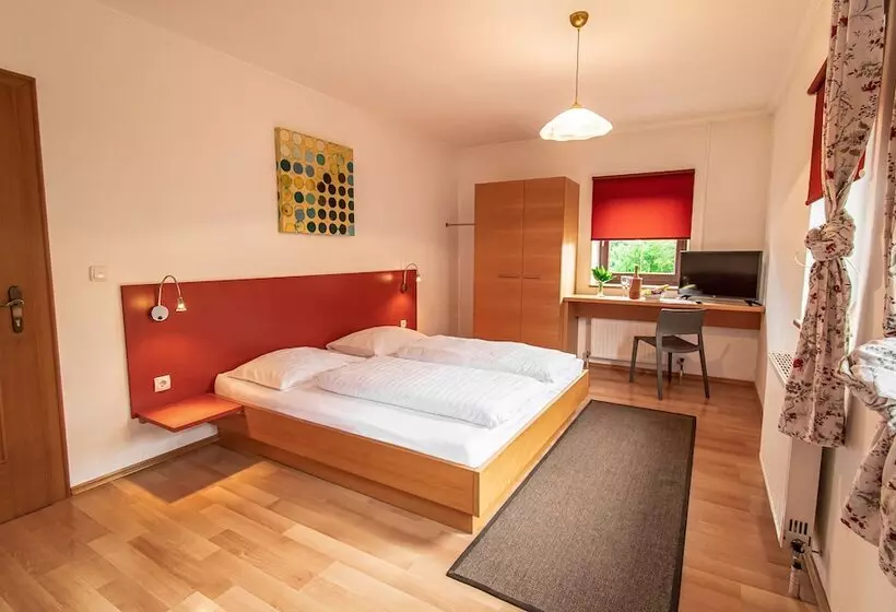 فندق Gasthof Pöchhacker