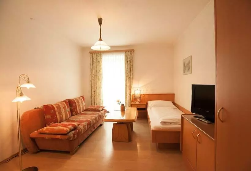 فندق Gasthof Pöchhacker