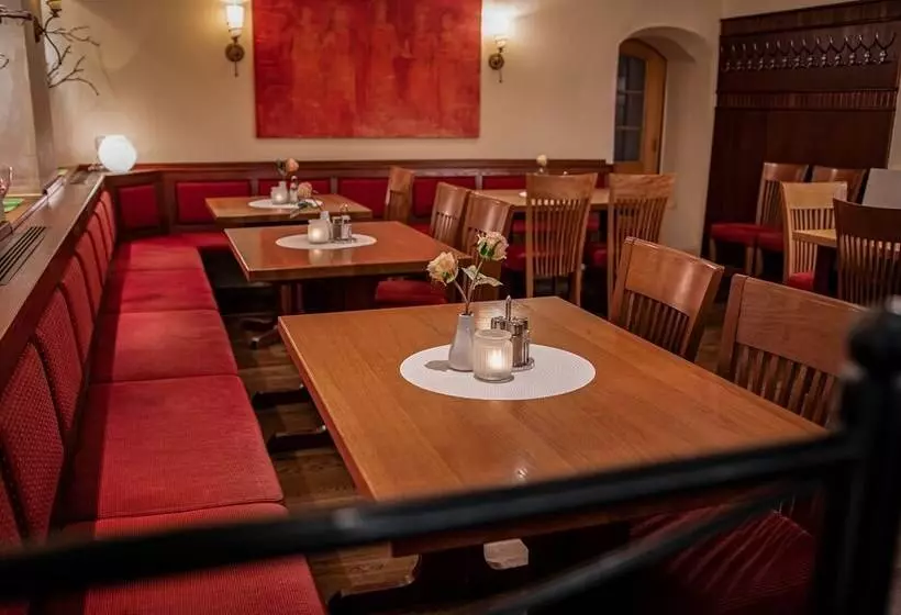 فندق Gasthof Pöchhacker