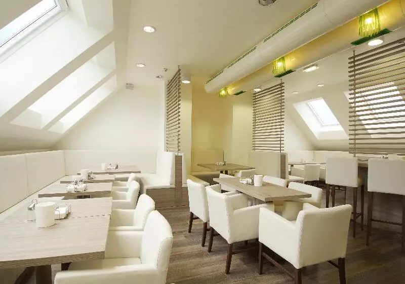 Smart Hotel Schönbrunn