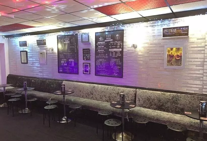 The Butterfly Hotel   Group Weekends