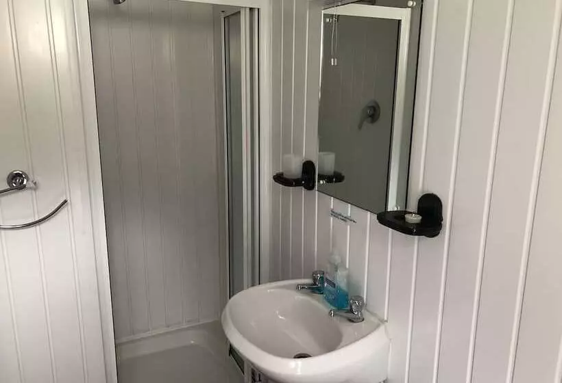 The Butterfly Hotel   Group Weekends