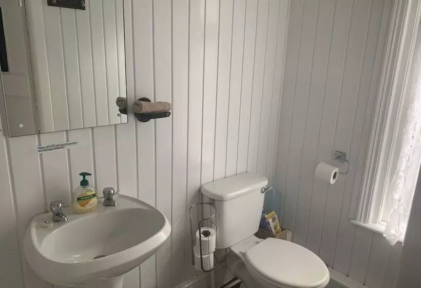 The Butterfly Hotel   Group Weekends