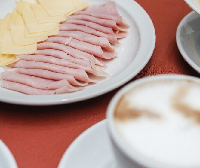 هتل Tucuman Palace