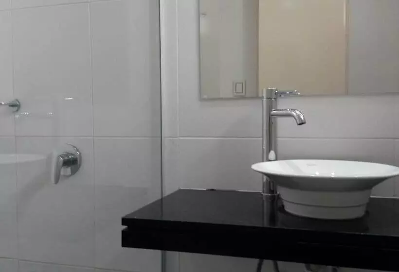 هتل Tucuman Palace