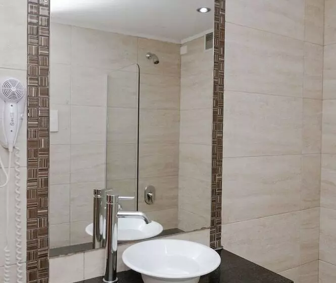 هتل Tucuman Palace