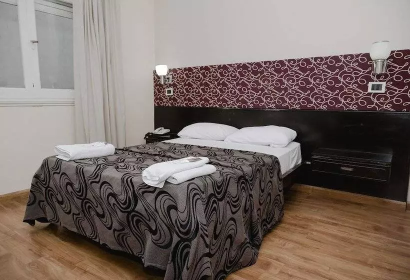 هتل Tucuman Palace