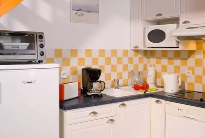 Les Mas De Saint Hilaire