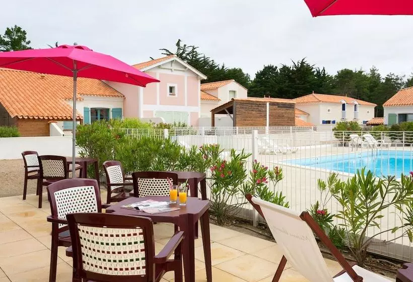 Les Mas De Saint Hilaire