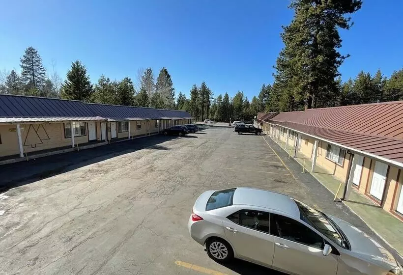 Мотель Pinewood Inn