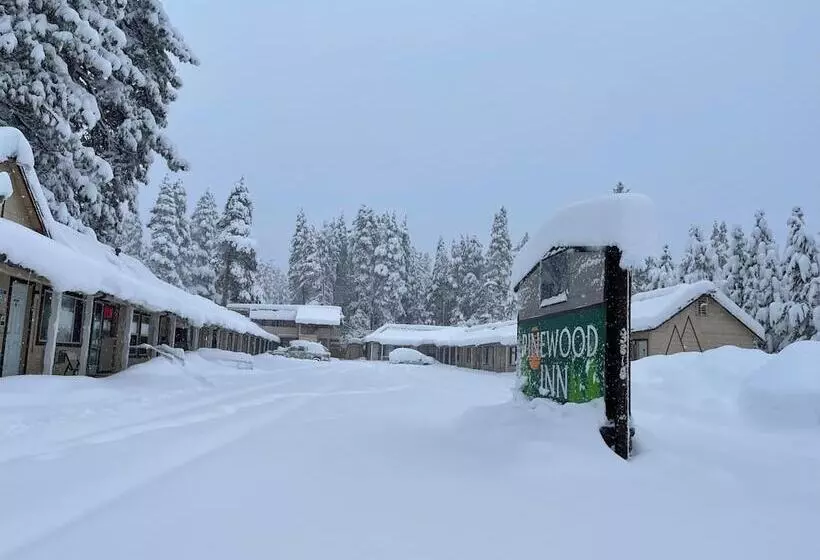 Мотель Pinewood Inn