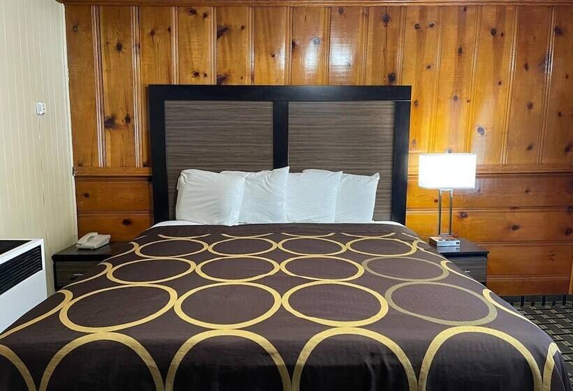 فندق على الطريق Pinewood Inn