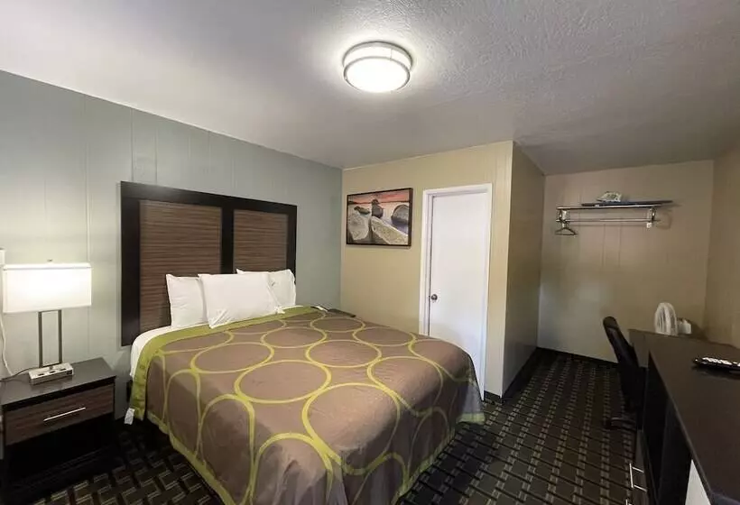 Мотель Pinewood Inn