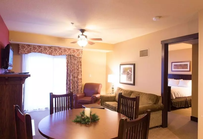 渡假胜地  Chase On The Lake